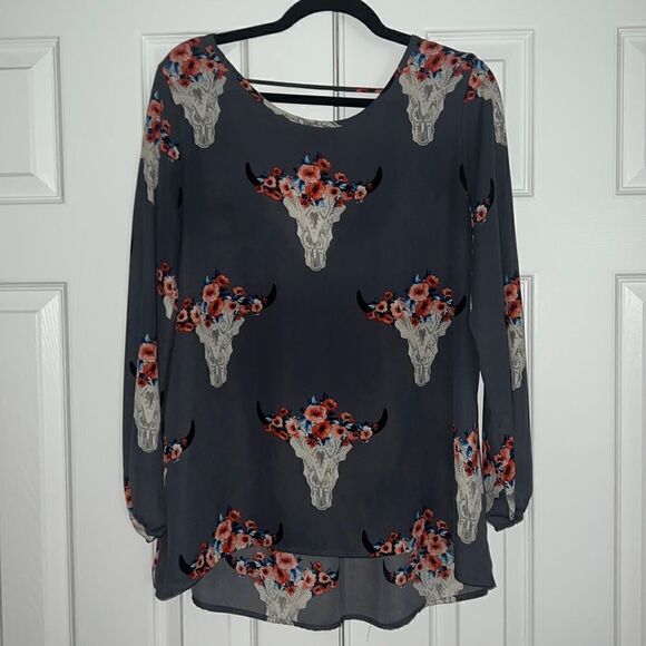 ALTAR’D STATE Flowy Top - Picture 1 of 6